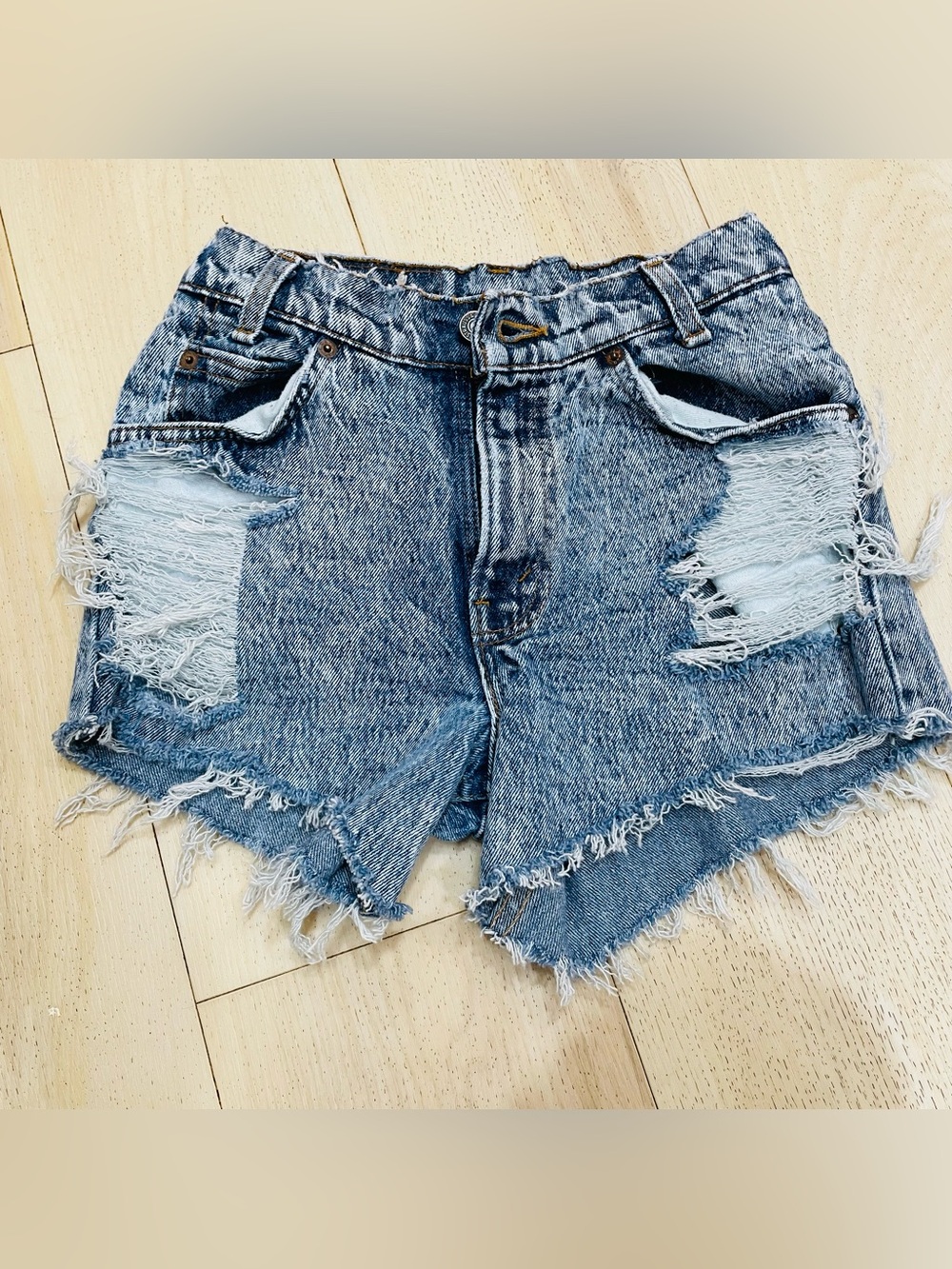 Vintage Levi’s High-Waist Blue Denim Women's Shorts